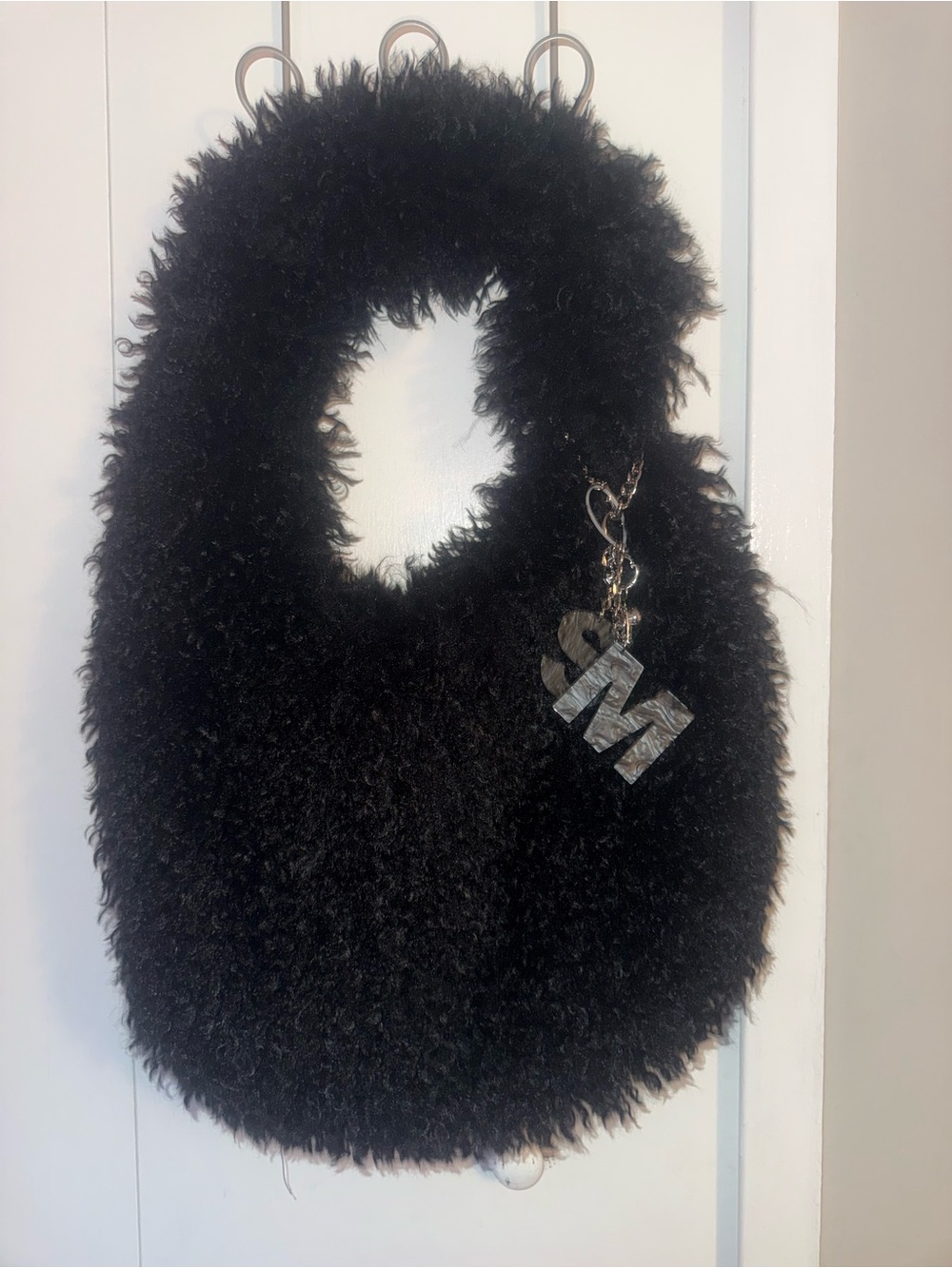 Steve Madden Black Faux Fur Hobo Bag with SM Charm - Picture 2 of 6